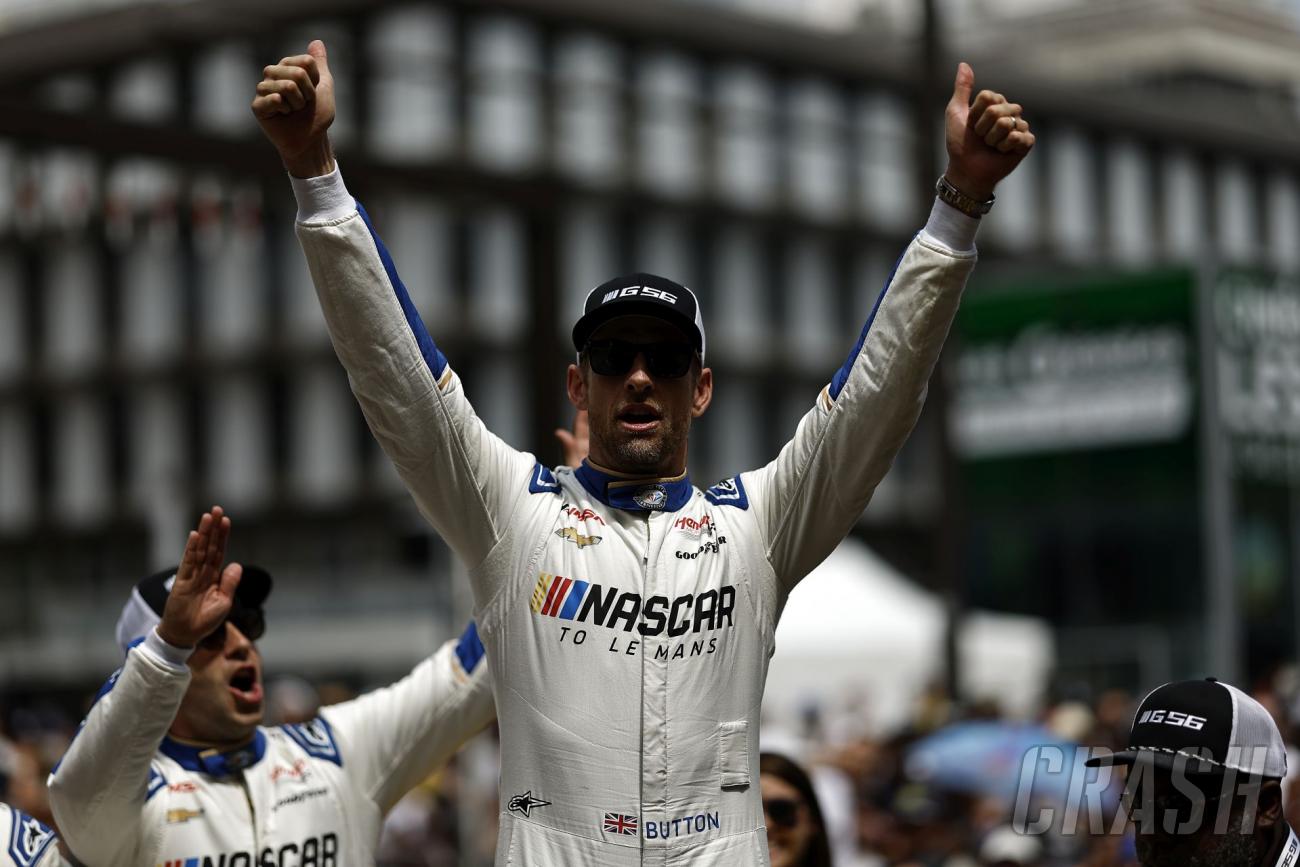 24 Hours of Le Mans How Jenson Button Fared at the 24 Hours of Le Mans